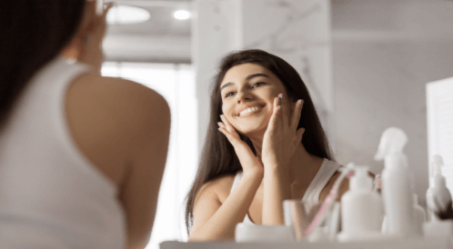 اختبر نفسك: هل تتبع طرق صحية لتفتيح بشرتك؟