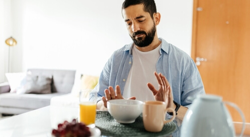اختبر نفسك: هل أنت مصاب بقرحة المعدة؟