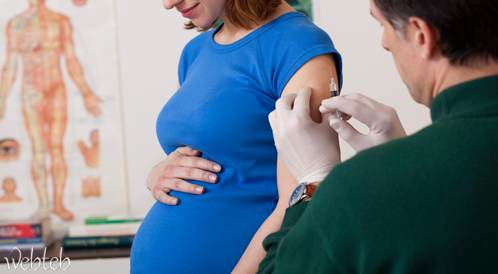 كيف يؤثر تطعيم الانفلونزا للمرأة الحامل على طفلها بالمستقبل؟