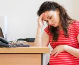 الحمل يسبب الغثيان والقي؟ تناول الزنجبيل قد يساعدك