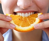 تناول البرتقال قد يحميك من الخرف