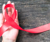 المصادقة على علاج جديد لعلاج الفيروس المسبب للإيدز