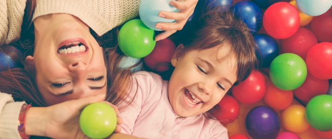 بركة الطابات تحتوي كمية هائلة من البكتيريا بركة الطابات تحتوي كمية هائلة من البكتيريا