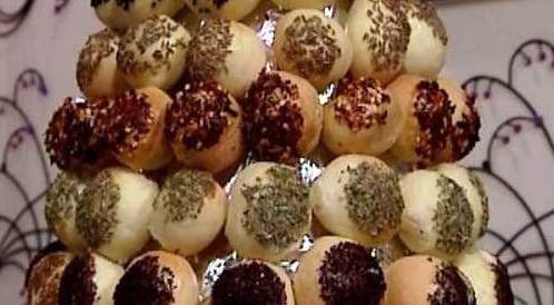 وصفة لتحضير صمون بالجبن والزيتون بطريقة صحية