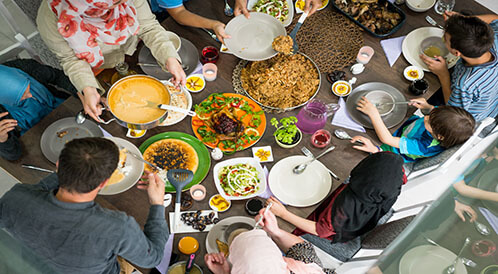 تجنب مشاكل الهضم في رمضان بالصور