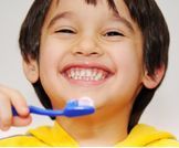العناية بالأسنان للأطفال