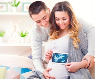 بالصور: 6 نصائح لالتقاط صور رائعة لبطنك خلال الحمل