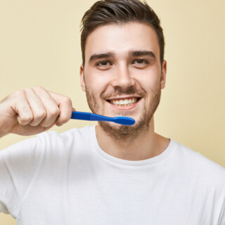 8. حافظ على صحة أسنانك 