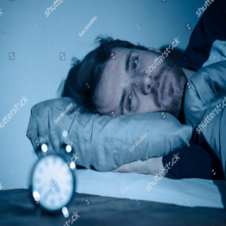 4. الشعور بالتعب والتعرّض لاضطرابات النوم (Increased fatigue and sleep problems) 4. الشعور بالتعب والتعرّض لاضطرابات النوم (Increased fatigue and sleep problems)