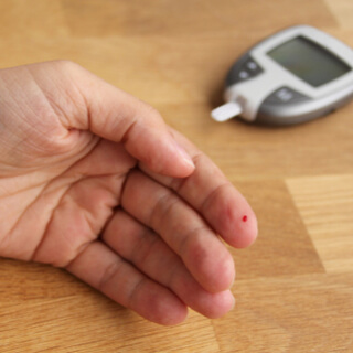 5. تحسين مستوى السكر في الدم