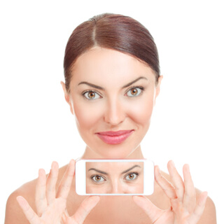 كبر فتحة الجفون  كبر فتحة الجفون