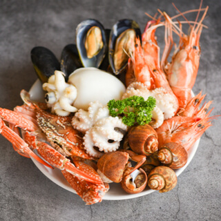 2. الأطعمة البحرية الغنية بالحديد