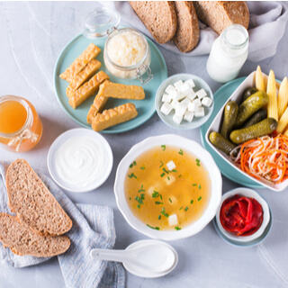 5. تناول الأطعمة المحتوية على البروبيوتك