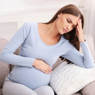 أعراض الحمل في الشهر السابع