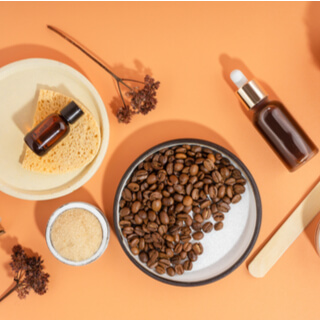 المكونات الأساسية لماسكات القهوة