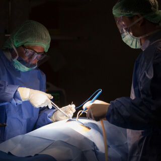 علاج الحمل العنقودي