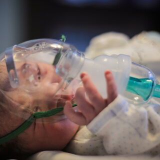 كيف يتم التعامل مع الولادة المبكرة؟