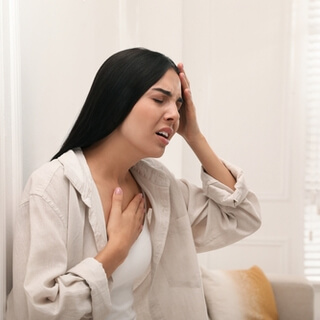 أعراض تستدعي مراجعة الطبيب