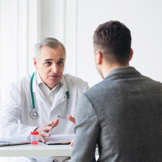 بعد إجراء عملية تجميل الأذن