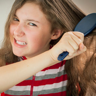  تمشيط الشعر 