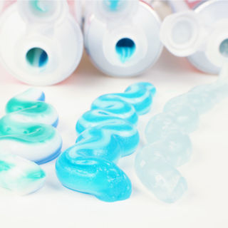 معجون الأسنان