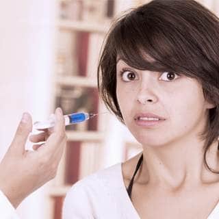 هل الأعراض الجانبية للقاح شديدة؟