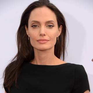 أنجيلينا جولي أنجيلينا جولي