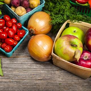 3. نظافة الفواكه والخضار