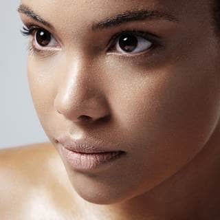 المشكلة الخامسة: البشرة الدهنية