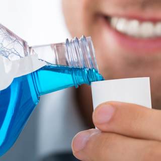 العلاج: 3. العناية بالفم والأسنان