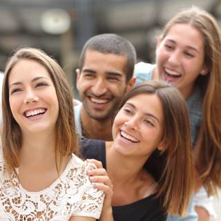 3. كوّن صداقات جديدة