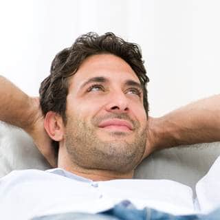 3. الاسترخاء يقلل الألم