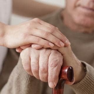 مشاهير اصيبوا بمرض باركنسون