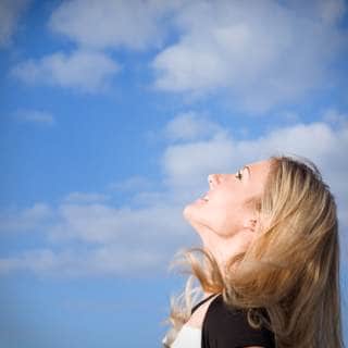 2. القيام بأمور غير معتادة