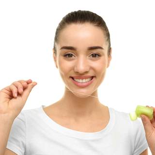 تنظيف اللسان واستخدام الخيط