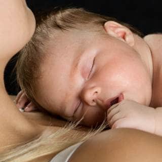 كيف يمكنني التواصل مع طفلي؟