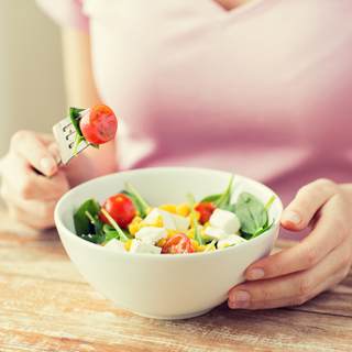 4. كلي كميات قليلة ووجبات منظمة