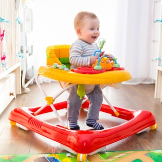 مشايات الأطفال مشايات الأطفال