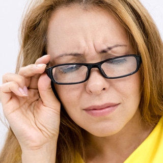 2. مشاكل العينين