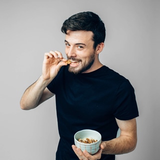 3. لا تتناول الوجبات الخفيفة