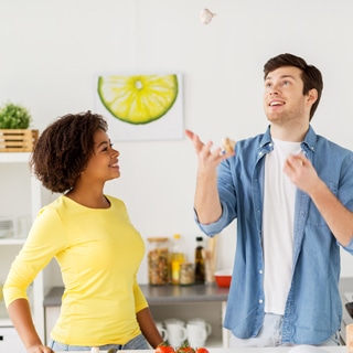 7. يثير الرغبة الجنسية