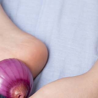 4. جيد للشعر والجلد