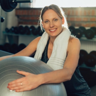 5. مارس الرياضة للجسم كله