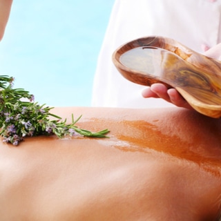 5. يخفف الألم