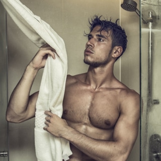 4. عدم تجفيف المناشف