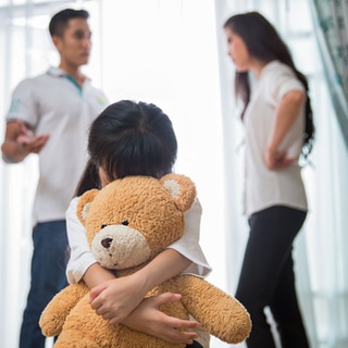 التبول اللاإرادي يسبب القلق