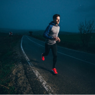 5. مارس الرياضة في وقت متأخر 5. مارس الرياضة في وقت متأخر