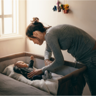 مستلزمات أطفال حديثي الولادة من لوازم النوم 