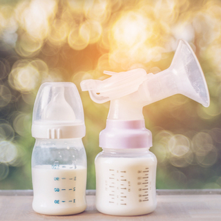 مستلزمات أطفال حديثي الولادة من الحليب ولوازم الرضاعة