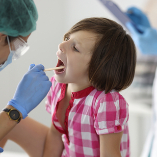 تشخيص التهاب اللوزتين